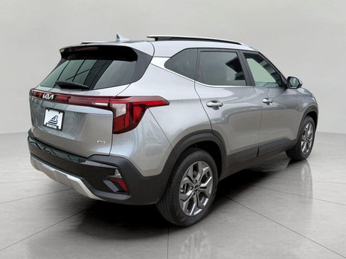 Used 2024 Kia Seltos S AWD/4WD image 13