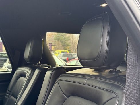 Used 2024 Lincoln Navigator Reserve image 24