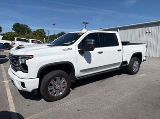 Used 2024 Chevrolet Silverado 2500 High Country w/ LPO, Dark Essentials Package AWD/4WD 360° Tour