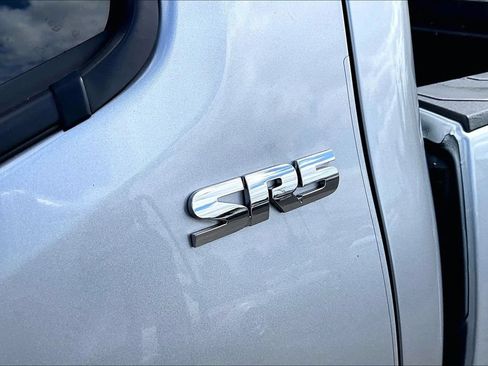 Used 2023 Toyota Tacoma SR5 RWD image 11