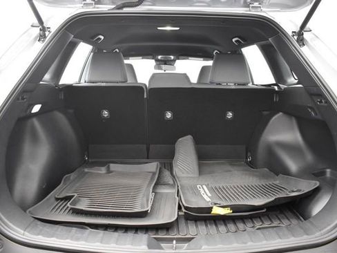 Used 2024 Toyota Corolla Cross AWD Hybrid image 7
