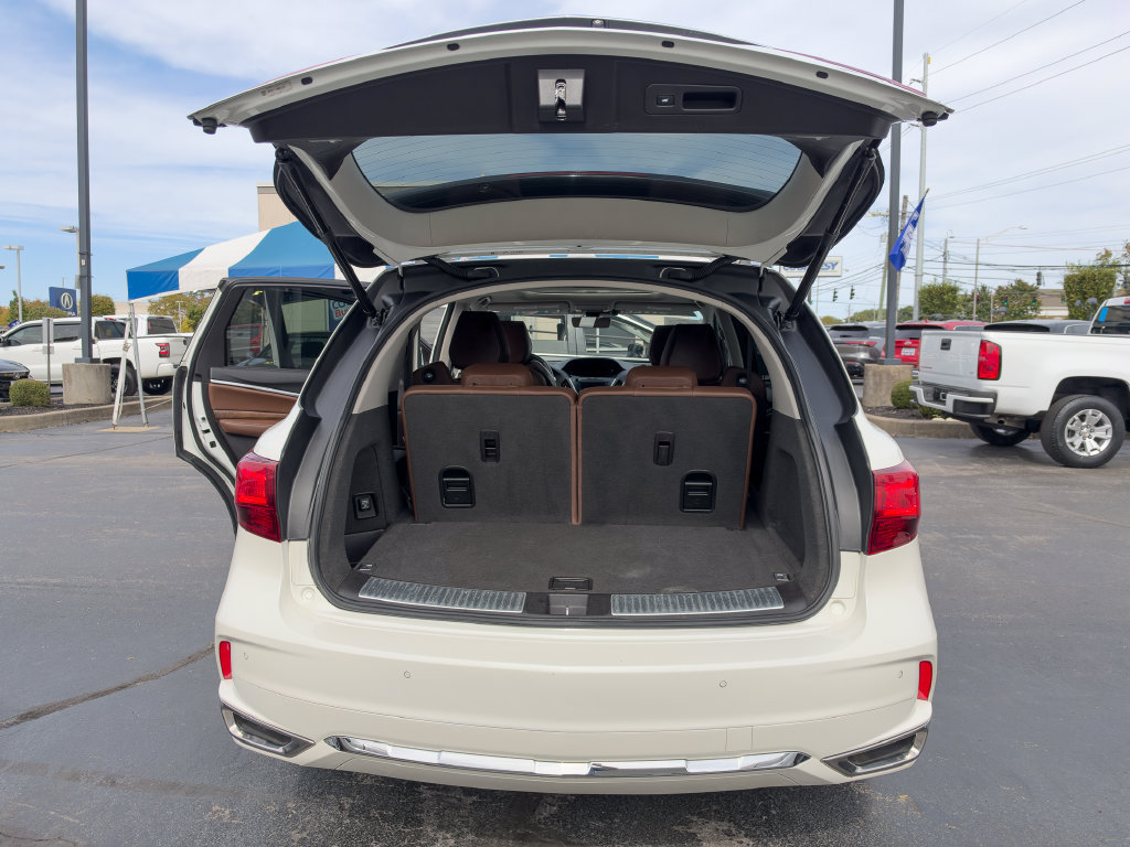 Used 2017 Acura MDX w/ Advance Package AWD/4WD image 16
