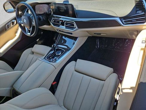 Certified 2022 BMW X5 xDrive45e w/ Climate Comfort Package AWD/4WD image 22