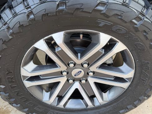 Used 2021 Ford F150 XL w/ STX Appearance Package AWD/4WD image 9
