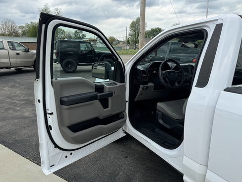 Used 2016 Ford F150 XL w/ Equipment Group 101A Mid image 15