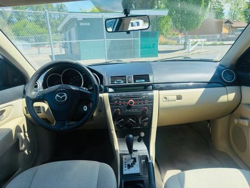 Used 2006 MAZDA MAZDA3 I FWD image 13