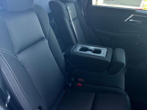 New 2026 Mitsubishi Outlander ES FWD image 27
