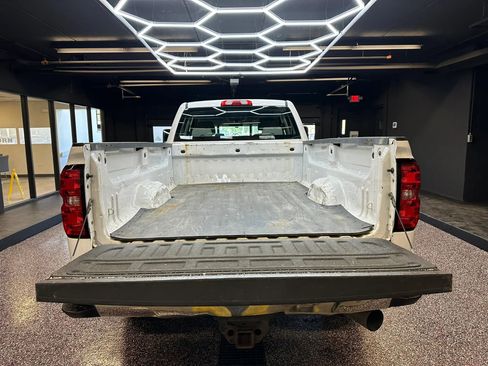Used 2016 Chevrolet Silverado 2500 W/T AWD/4WD image 20