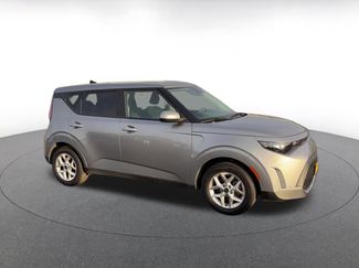 Used 2025 Kia Soul LX w/ LX Technology Package FWD video 2
