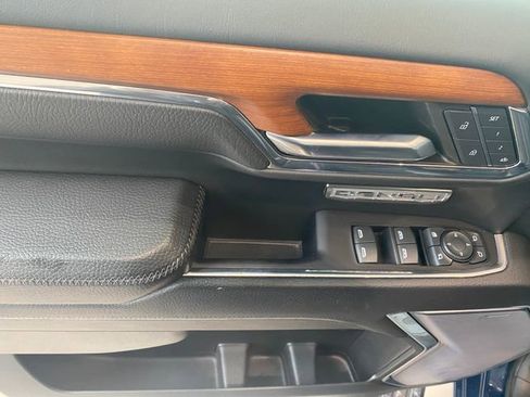 Certified 2022 GMC Sierra 1500 Denali w/ Denali Reserve Package image 8