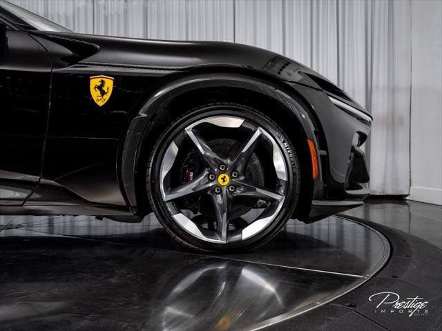 Used 2025 Ferrari Purosangue AWD/4WD image 25