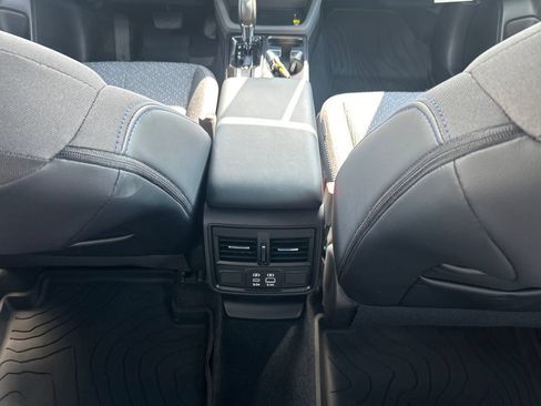 Used 2026 Subaru Forester Premium AWD/4WD image 30