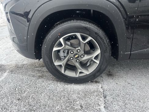 New 2026 Chevrolet Trax LT w/ Driver Confidence Package image 32