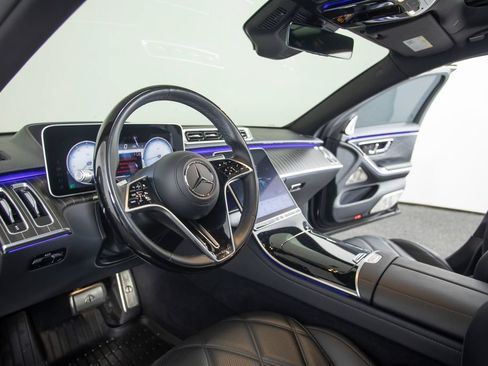 Used 2024 Mercedes-Benz Maybach S 580 4MATIC image 35