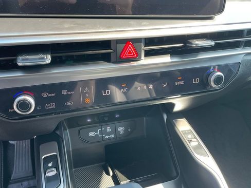 New 2026 Kia Sorento S AWD/4WD image 17