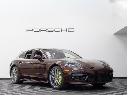 Used 2018 Porsche Panamera Turbo S image 9