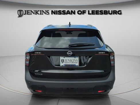 New 2026 Nissan Kicks SV w/ SV Premium Package FWD image 5