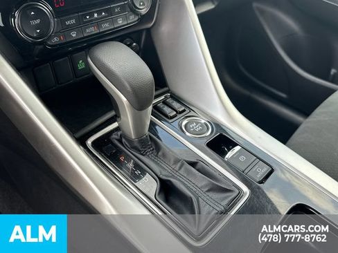 Used 2024 Mitsubishi Eclipse Cross AWD image 37