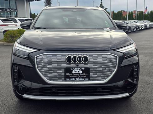 Used 2023 Audi Q4 e-tron Premium Plus w/ Premium Plus RWD image 8