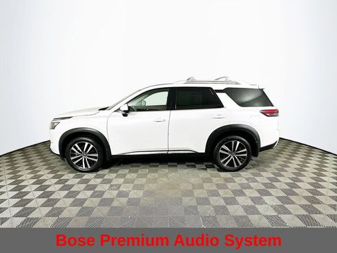 Certified 2025 Nissan Pathfinder Platinum AWD/4WD image 7