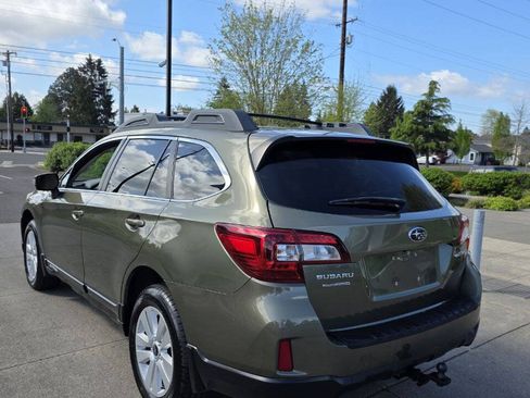 Used 2015 Subaru Outback 2.5i Premium AWD/4WD image 7
