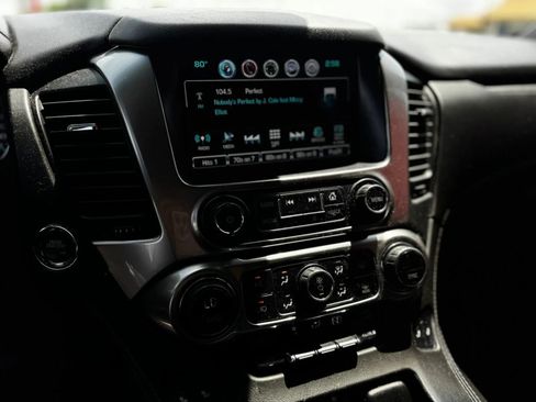 Used 2018 Chevrolet Tahoe LT AWD/4WD image 18