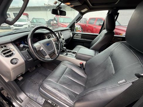 Used 2016 Ford Expedition EL Limited w/ Equipment Group 301A AWD/4WD image 24