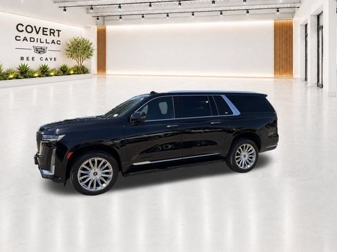 Used 2022 Cadillac Escalade ESV Premium Luxury AWD/4WD image 5