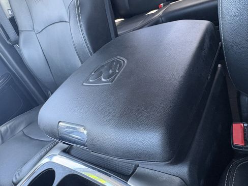 Used 2017 RAM 2500 Laramie w/ Convenience Group image 28