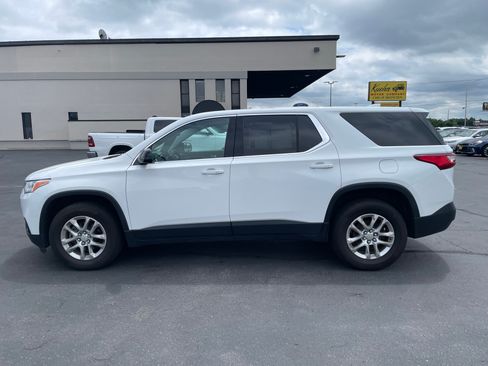 Used 2020 Chevrolet Traverse LS AWD/4WD image 5