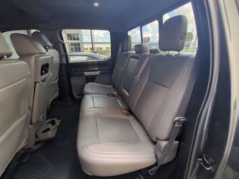 Used 2018 Ford F150 Lariat RWD image 15