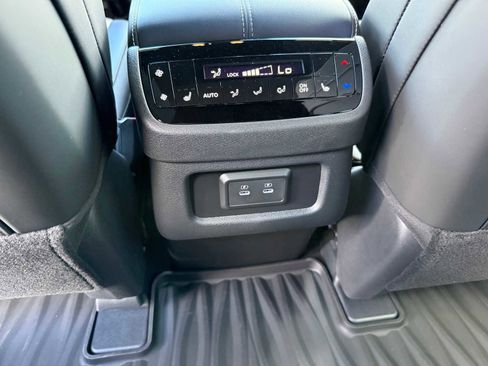 New 2026 INFINITI QX60 Luxe w/ Dark Cargo Package image 25