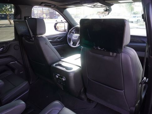 Certified 2021 GMC Yukon Denali w/ Denali Premium Package image 10
