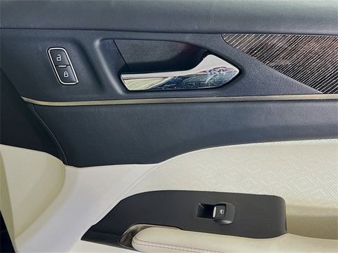 Used 2019 Lincoln MKC Black Label image 31