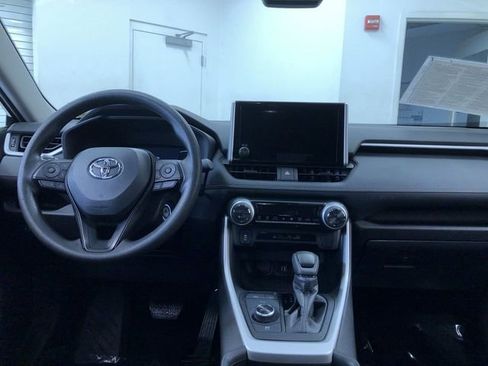 Certified 2025 Toyota RAV4 LE AWD/4WD image 17