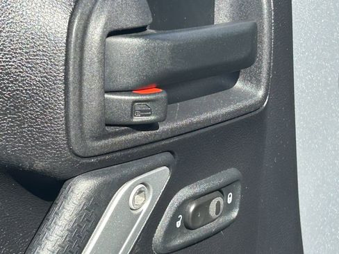 Used 2015 Jeep Wrangler Unlimited Sahara w/ Connectivity Group image 26