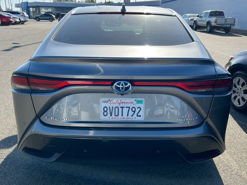 Used 2021 Toyota Mirai w/ Advanced Technology Package RWD image 5