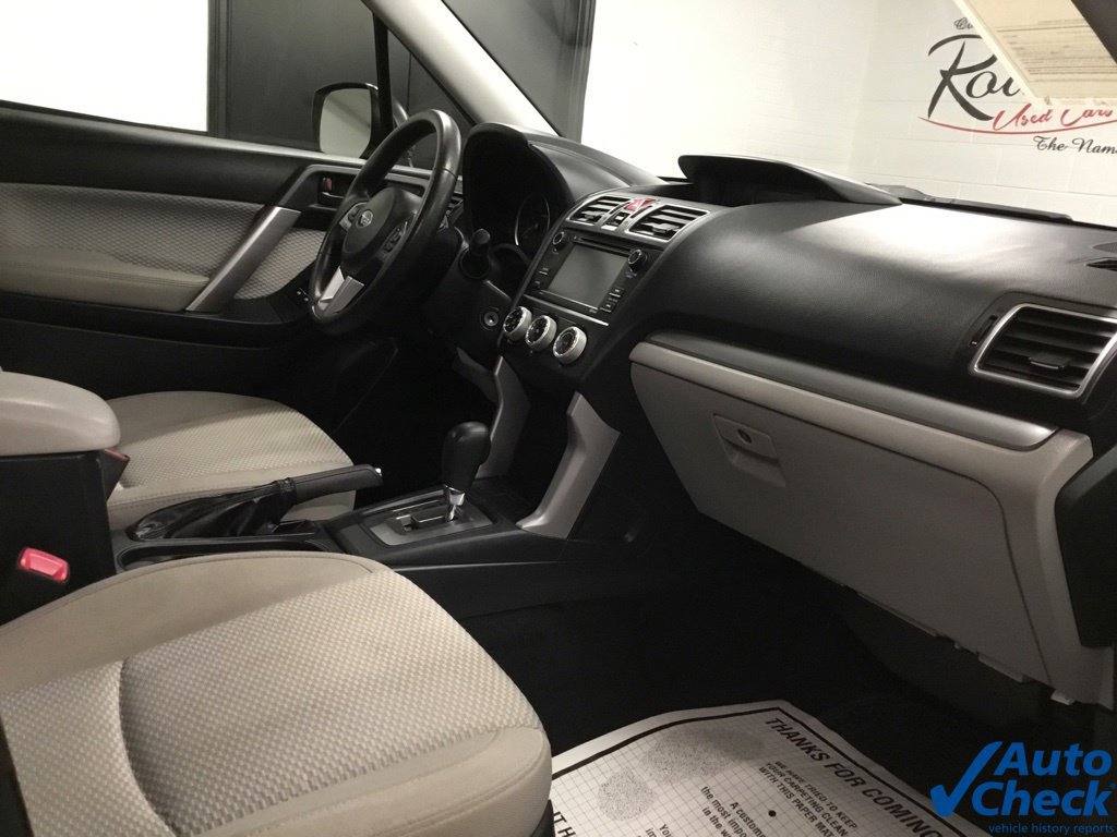 Used 2017 Subaru Forester 2.5i w/ Alloy Wheel Package AWD/4WD image 32