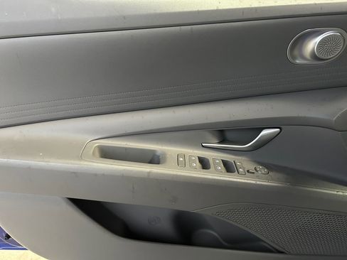 Used 2023 Hyundai Elantra Blue w/ Cargo Package image 22