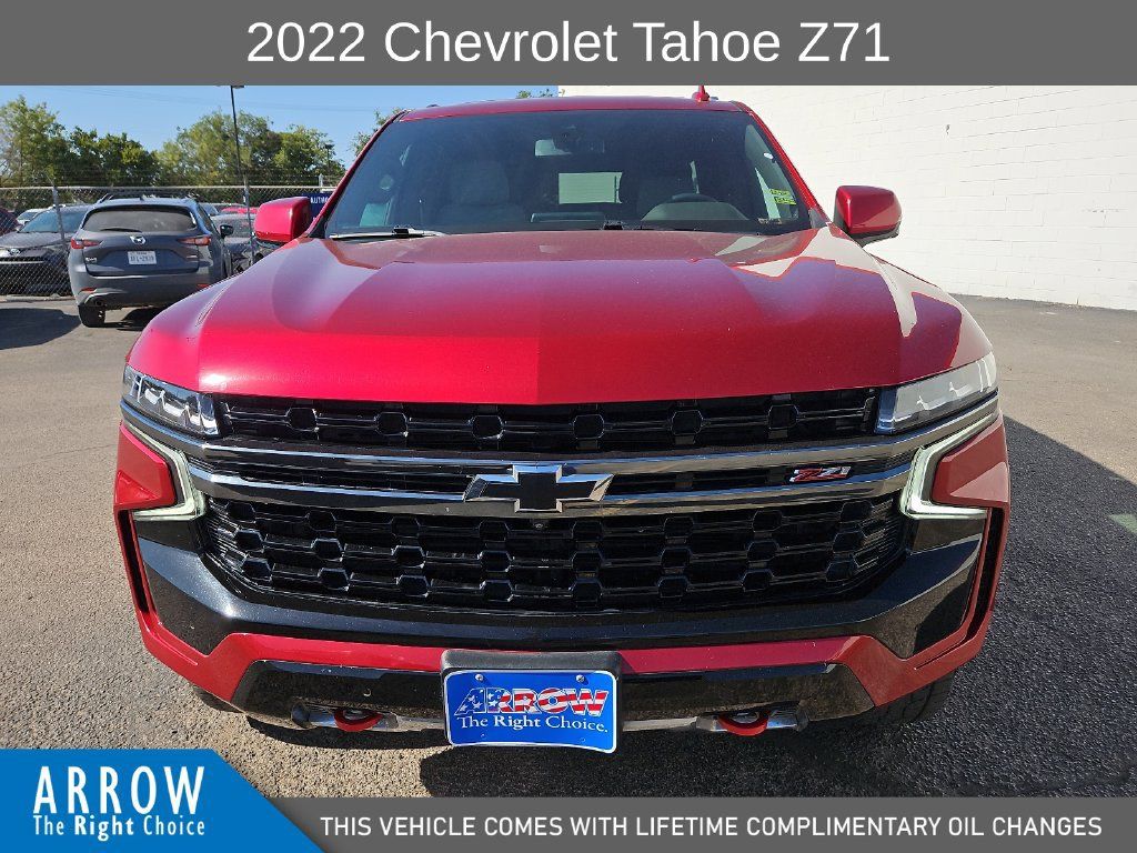 Used 2022 Chevrolet Tahoe Z71 w/ Luxury Package AWD/4WD image 3