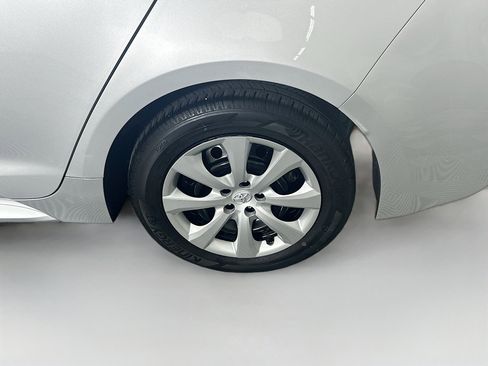 Used 2024 Toyota Corolla LE image 11