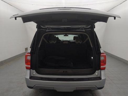 Used 2019 Ford Expedition Max XLT w/ Equipment Group 202A RWD image 29