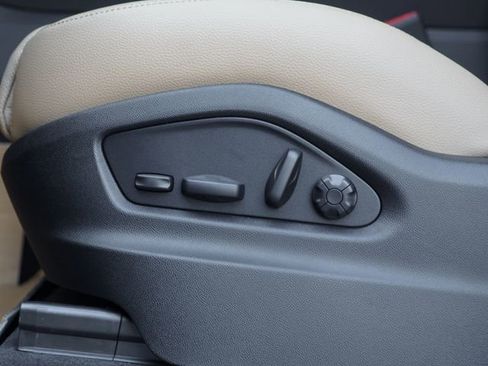 New 2026 Porsche Cayenne image 20