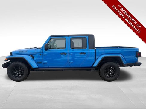 Used 2021 Jeep Gladiator Willys image 2