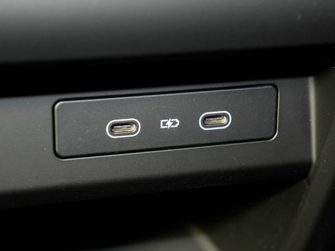 Used 2026 Porsche Cayenne GTS AWD/4WD image 40