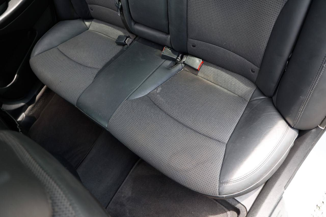 Used 2011 Hyundai Sonata SE w/ Navigation & Sunroof Pkg 4 FWD image 10