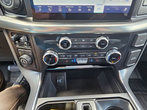 Used 2023 Ford F150 Lariat w/ Trailer Tow Package AWD/4WD image 23