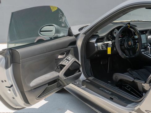 Used 2019 Porsche 911 GT3 RS RWD image 63