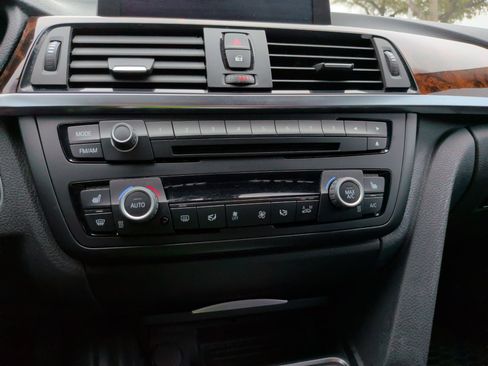 Used 2014 BMW 428i Coupe image 17