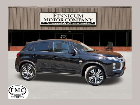 Used 2025 Mitsubishi Outlander Sport ES image 1